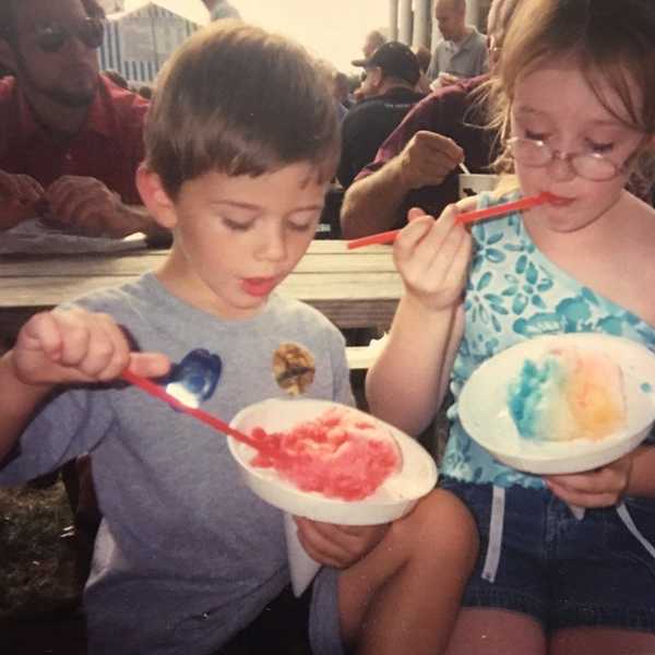 Regrets College Students Have About Leaving Their Younger Siblings At Home