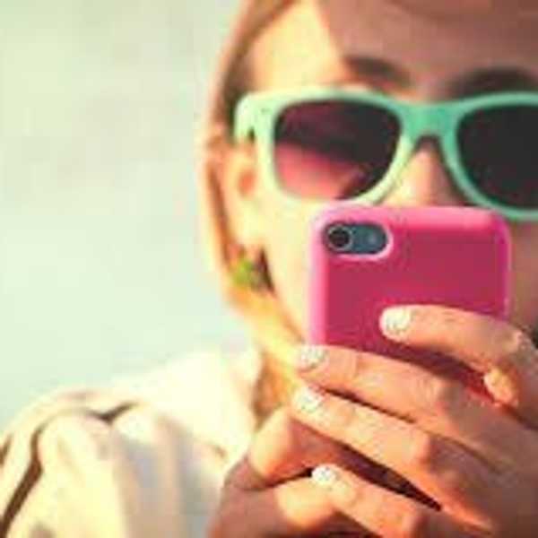 How Social Media Is Warping The Minds Of Teenagers