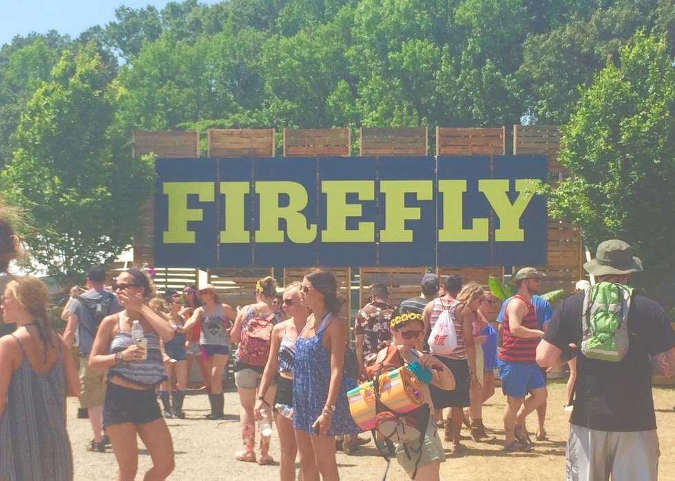 21 Thoughts You Have During A Music Festival