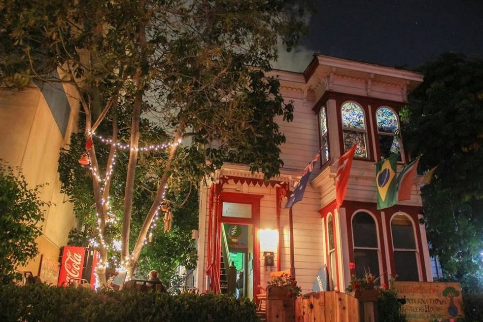 6 Reasons To Stay In A Hostel While Traveling