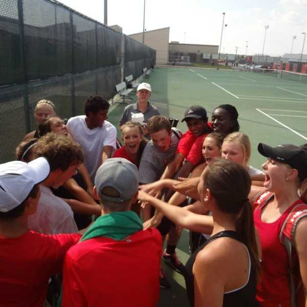 20 Signs You Play Tennis