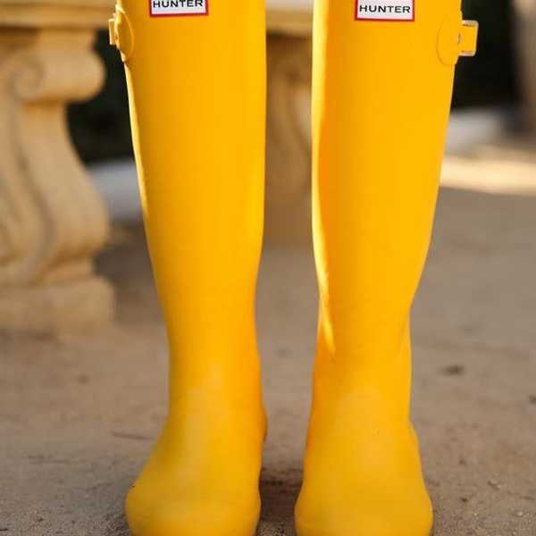 Yellow Makes Me Happy