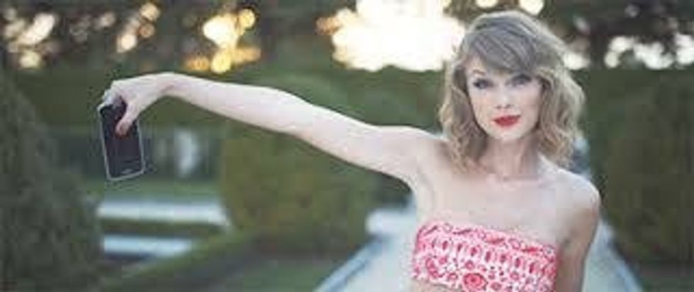 Why We Should All Try to be Like Taylor Swift