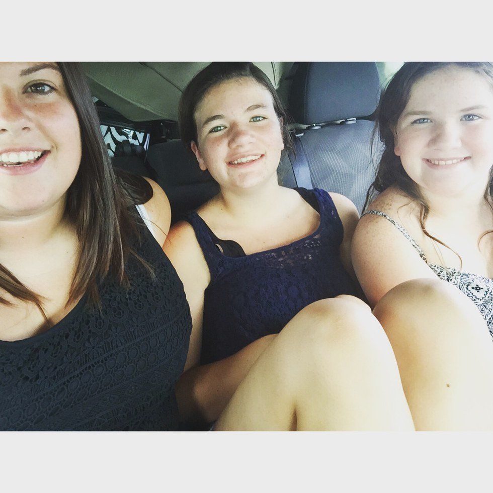 4 Things Only People With Younger Sisters Understand