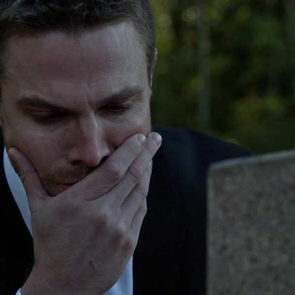 Arrow Season 4 Grave Mystery Revealed