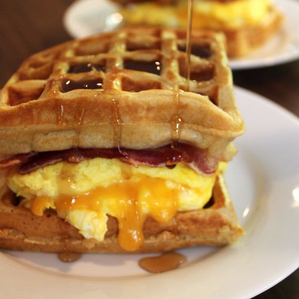 I Tried These “Dining Hall Hacks” So You Don’t Have To