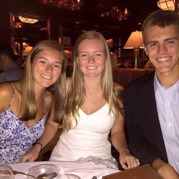 Why I Like Being A Middle Child