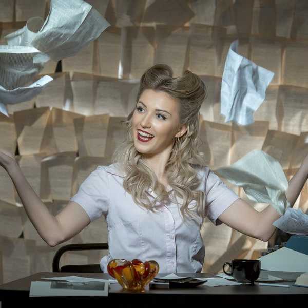 14 Signs That You Might Be A Creative Writing Major