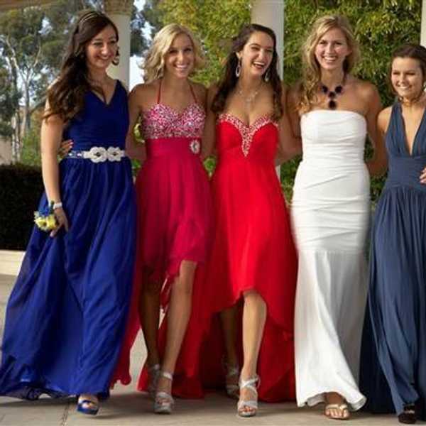 5 Reasons Why You Should Go To Prom
