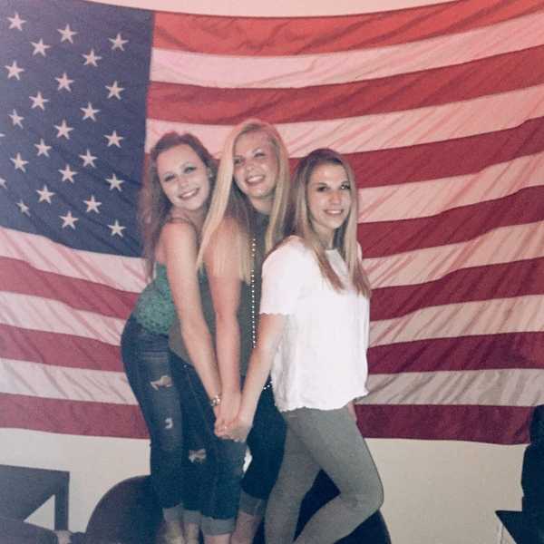 15 Signs You Live With All Girls