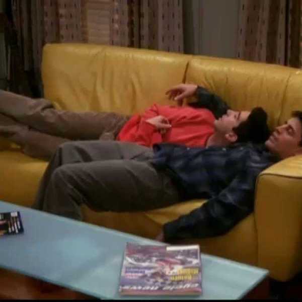 15 Signs You Love Napping