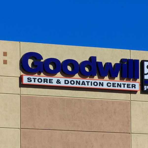 A Step-By-Step Guide To Shopping At Goodwill