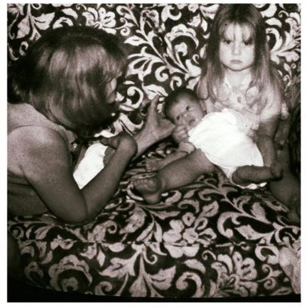 Why Being The Oldest Sibling Only Sucks Sometimes