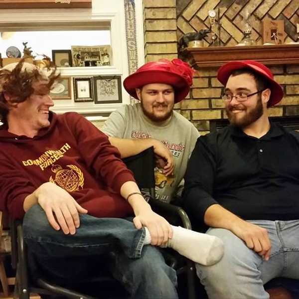 13 Things Every Girl Learns Living In A House Full Of Male Roomates
