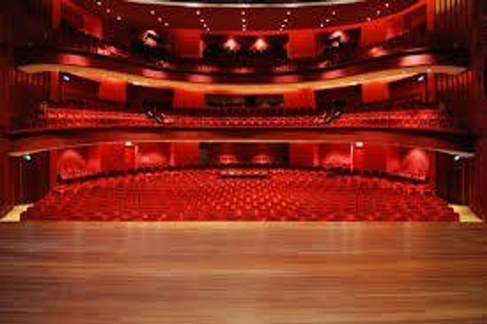 An Open Letter To Theater