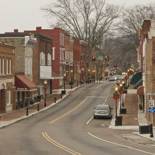 17 Signs You're From Small Town, USA