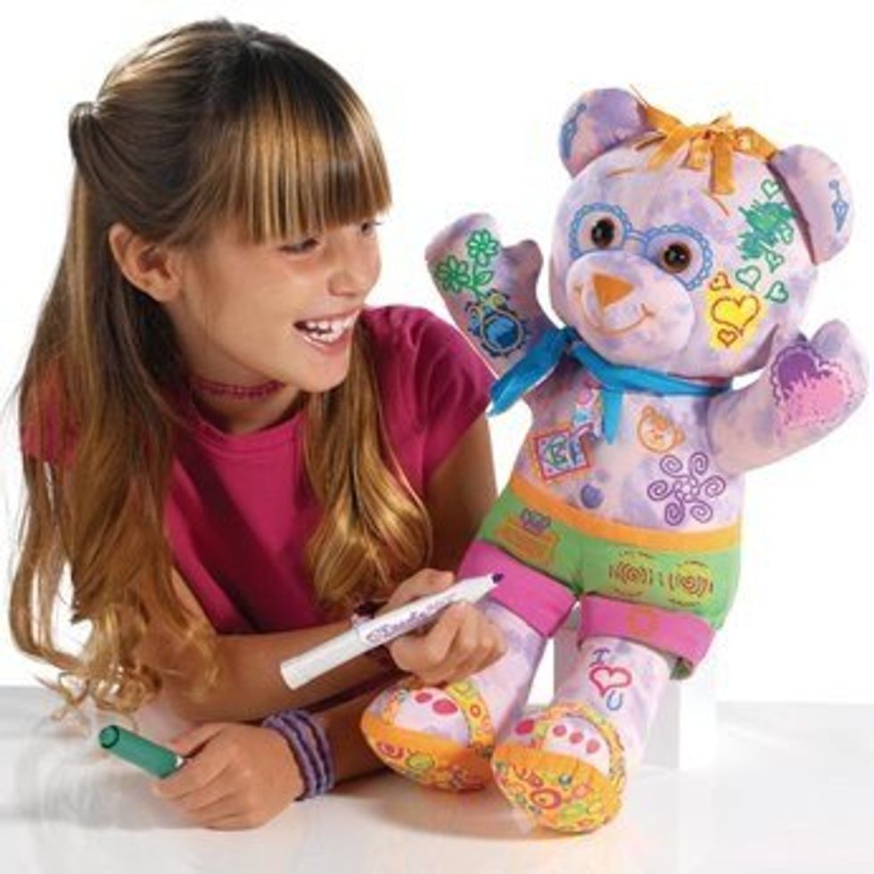 10 Struggles All 90's Girls Had With Their Favorite Toys