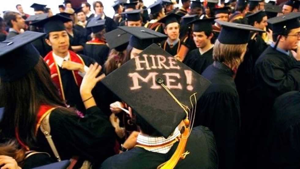 28 Thoughts Everyone Applying for Post-Graduation Jobs Definitely Has