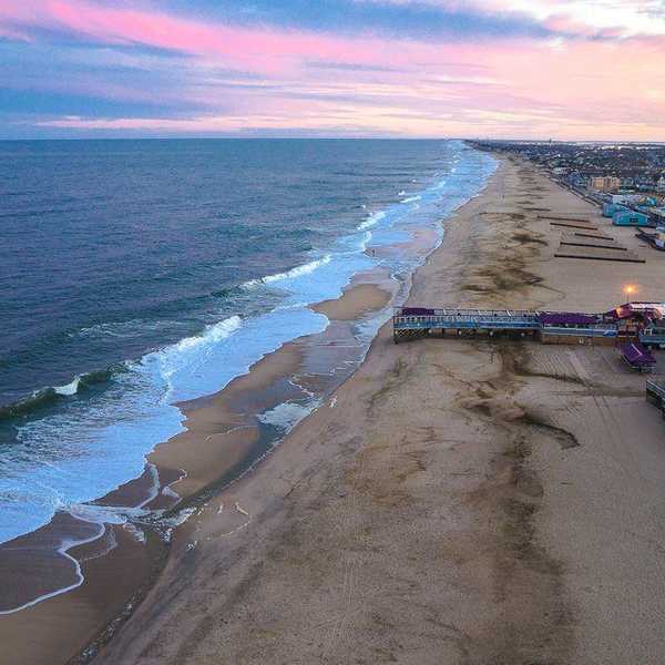 Why Living Far From The Beach Is So Hard