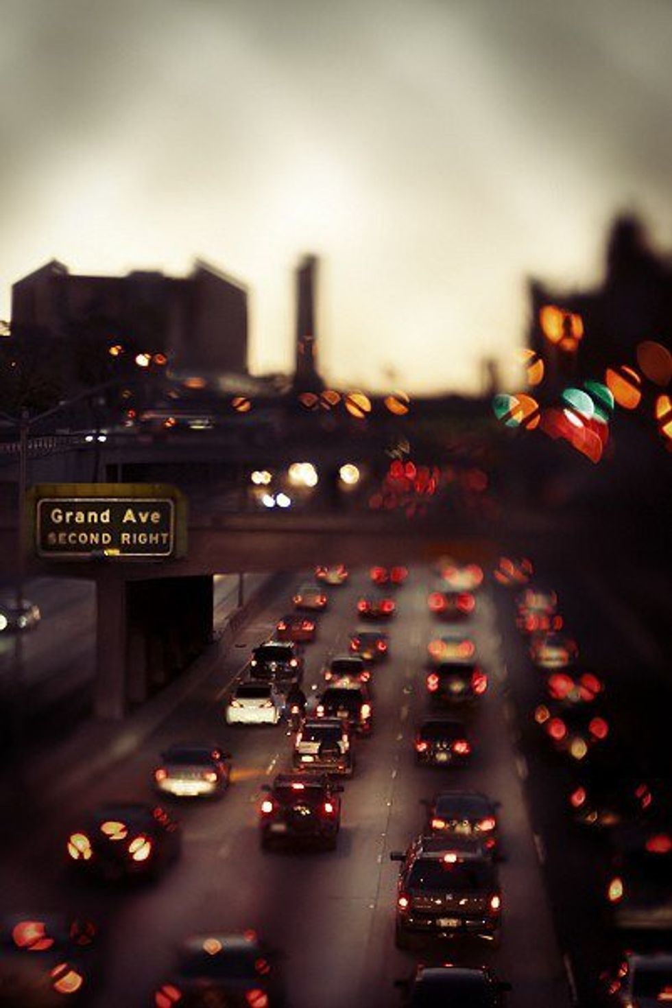 18 Things that Cross Your Mind in Traffic