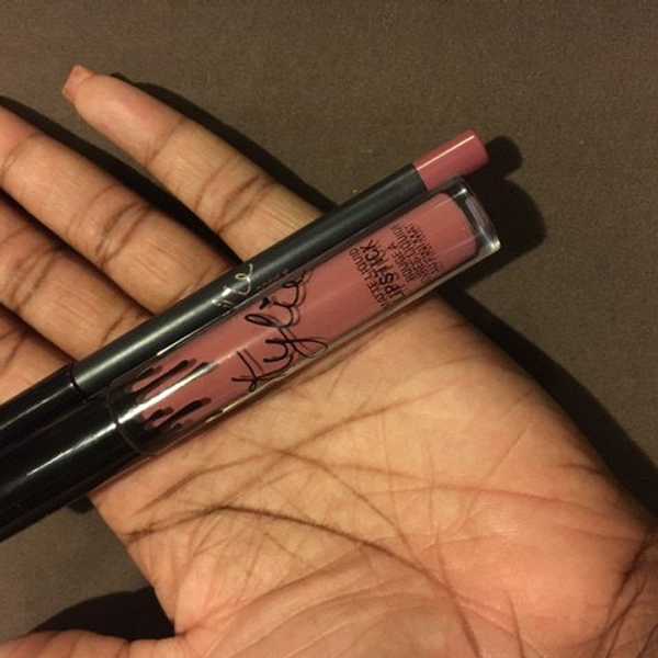 Kylie Jenner Lip Kit Review