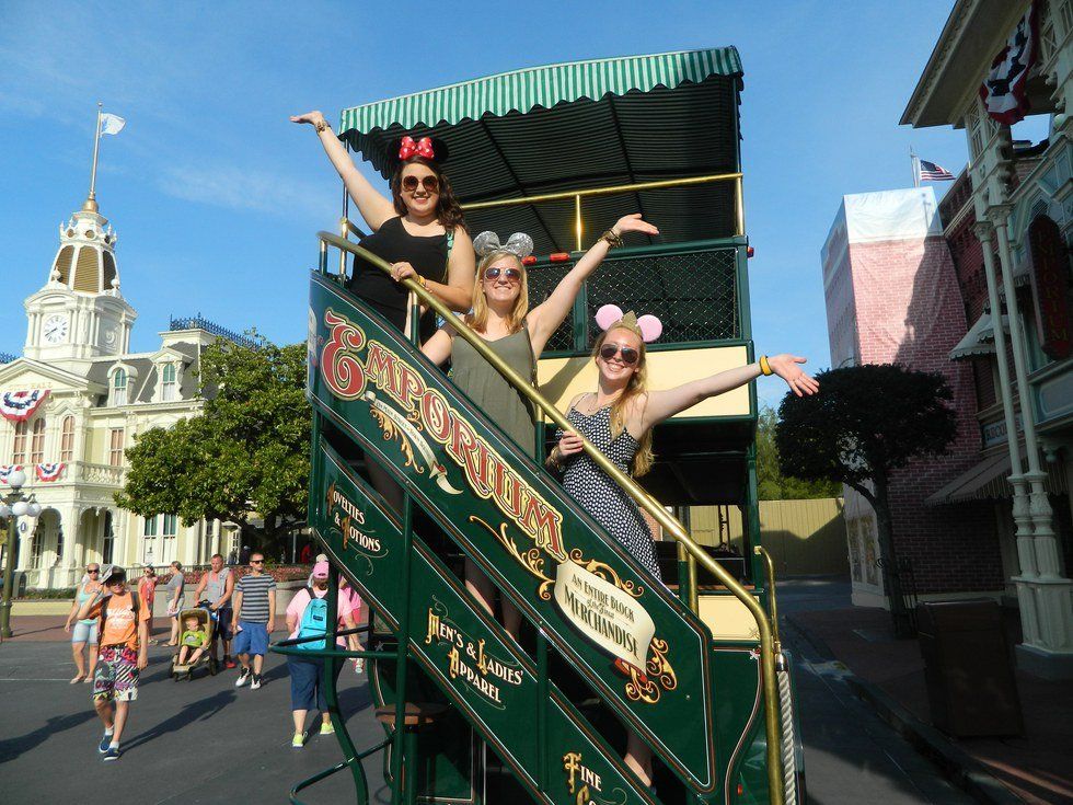 11 Reasons Why Having Two Roommates Is Better Than One