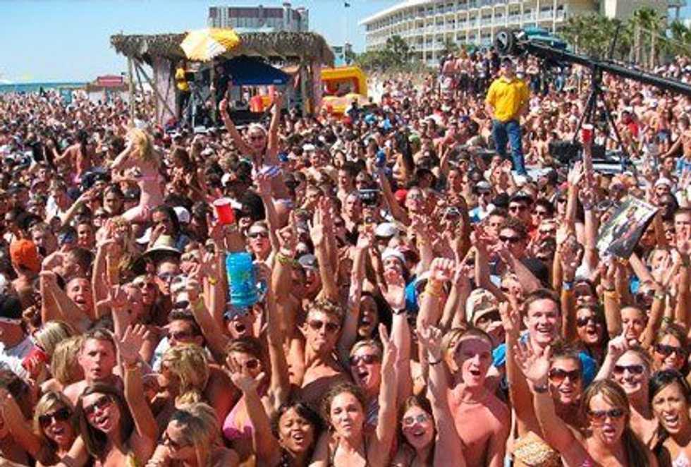 11 Must-Dos To Ensure That You Spring Break Like A Pro