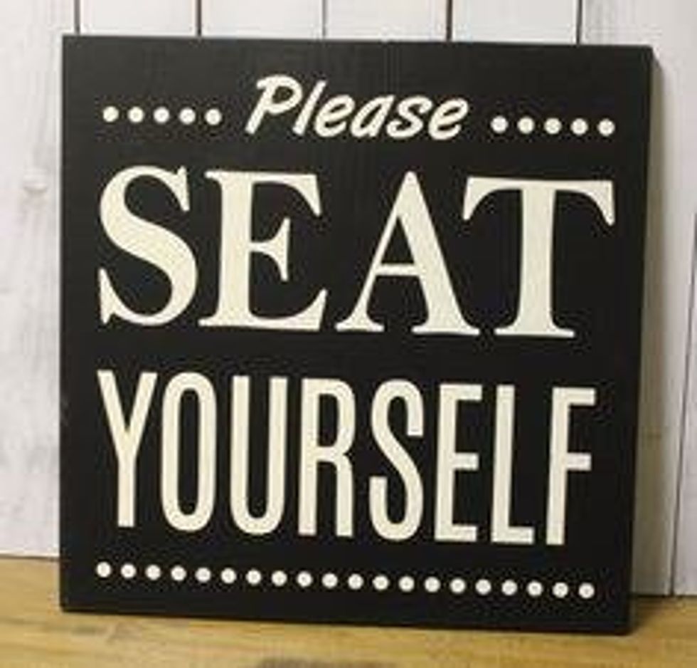 10 Things Everyone Does In The Bathroom