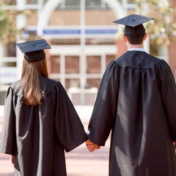3 Reasons You Shouldn't Follow Your Significant Other To College