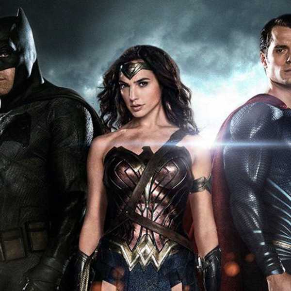 Batman v. Superman: Dawn Of Justice - Wonderwoman And Batman Saved The Movie