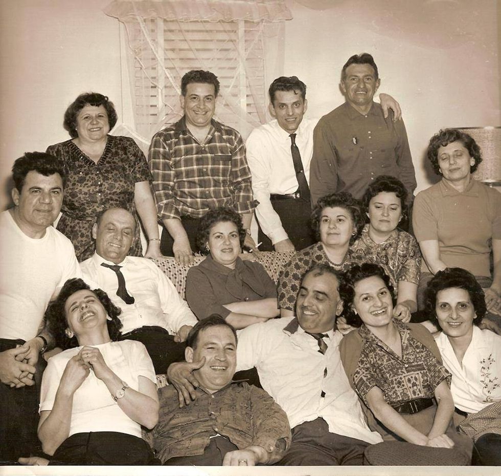 24 Things Italians Experience At Easter Dinner