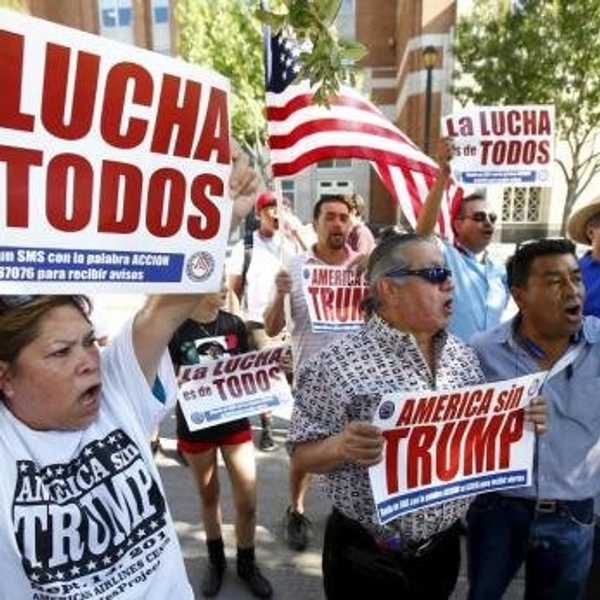 Latinos Rush to Become Natural Citizens to Vote Against Trump