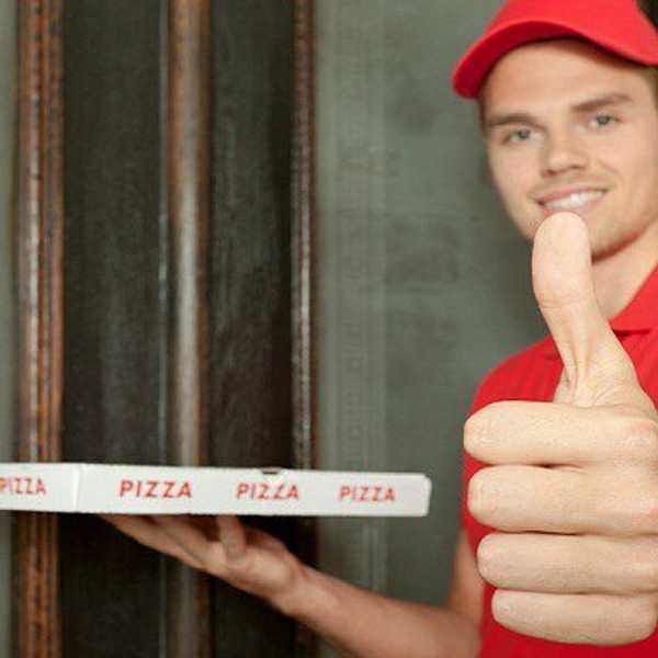 5 Things Every Food Delivery Person Wishes You Knew