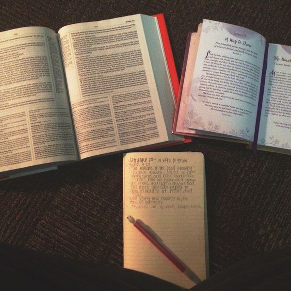 10 Encouraging Bible Verses For The Anxious College Student