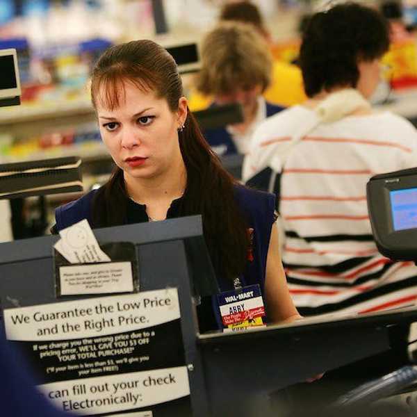 4 Things You Should Never Say To Retail Workers