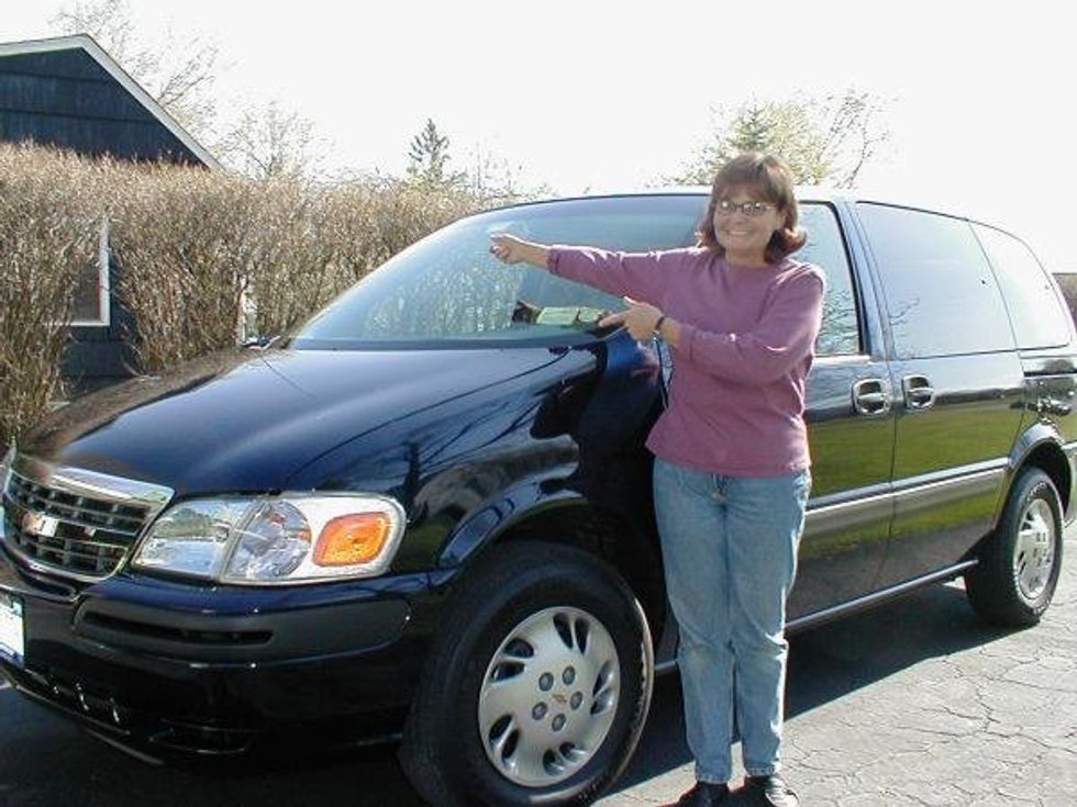 16 Stereotypical Things Your Mom Owns