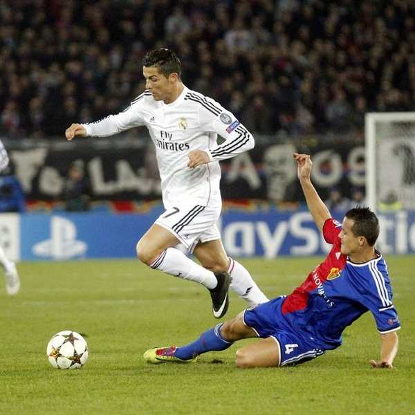 10 Soccer Players Easy On The Eyes And Killer On The Field