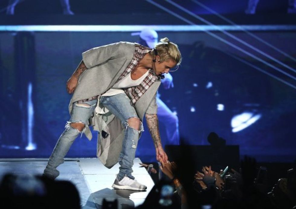 7 Reasons I Am Proud to Love Justin Bieber