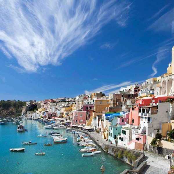 The Real Reason Why You Should Study Abroad