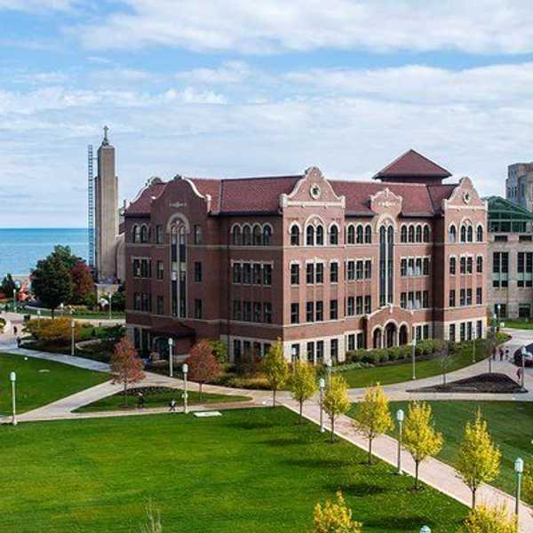 10 Assorted Reasons To Be Proud Of Loyola University Chicago