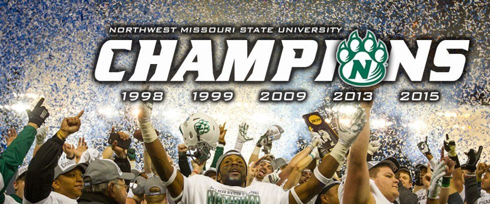 5 Reasons Why I Chose To Be A Bearcat