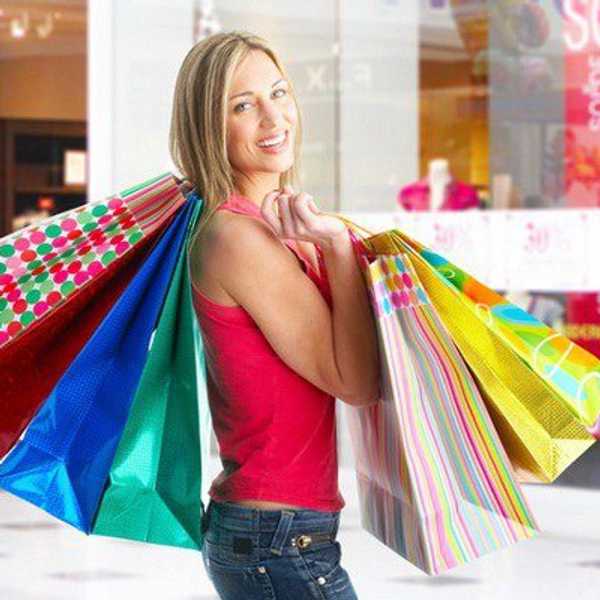 18 Signs That You're a Shop-A-Holic