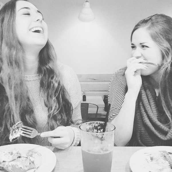 14 Reasons Why My Roommate Is My Best Friend