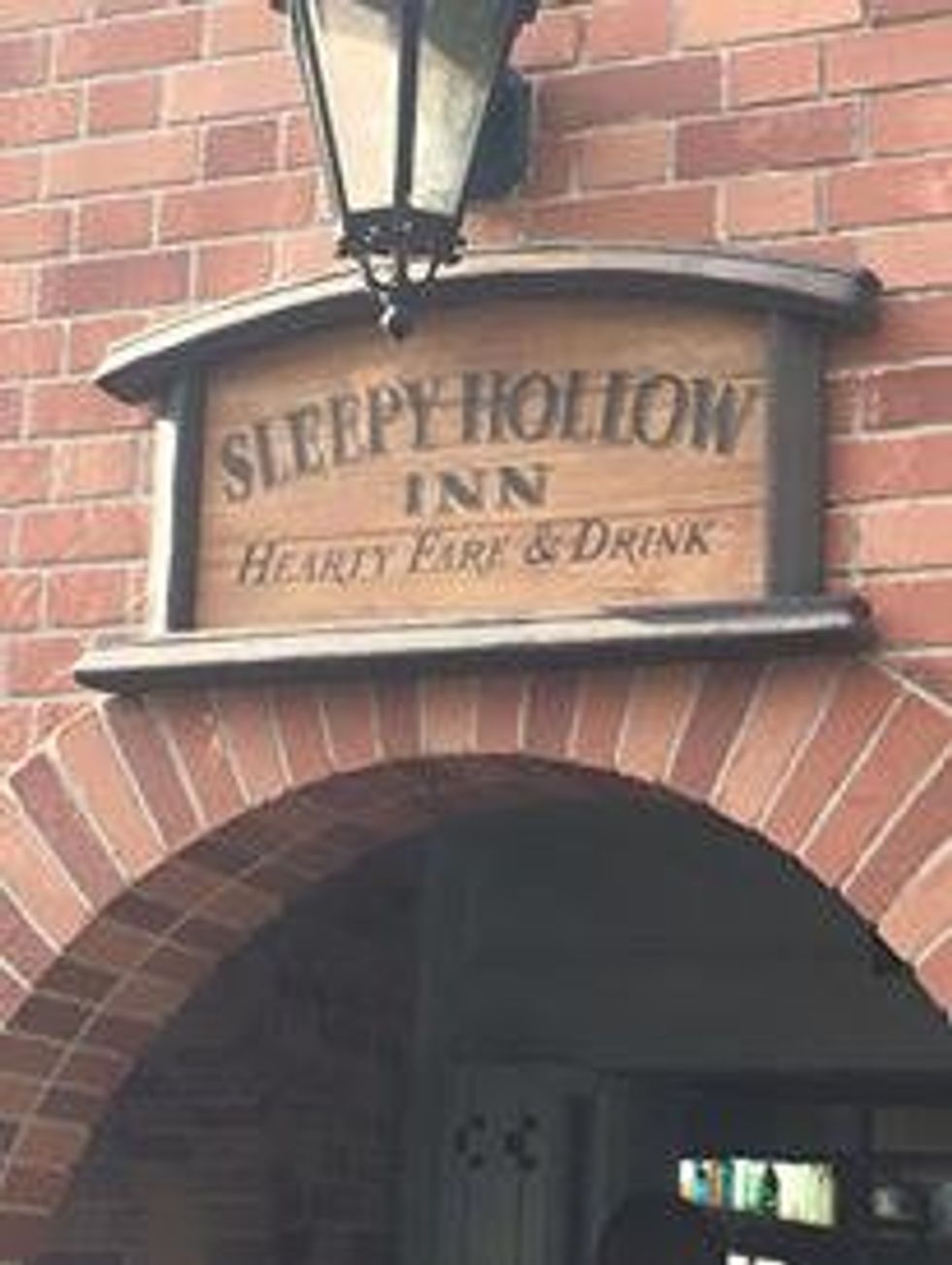 8 Best Things To Accomplish Alone In Walt Disney World