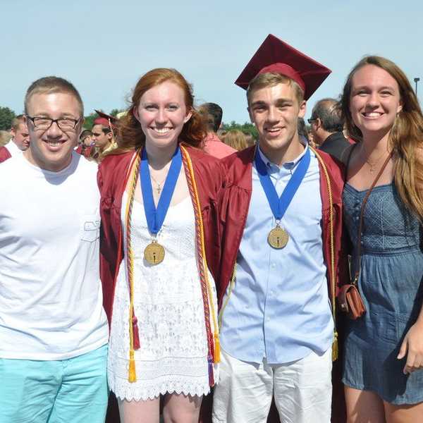 Life With Your Next-Door Neighbors As Your Best Friends