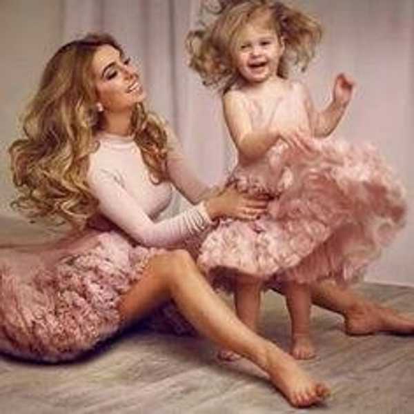 10 Things Mothers Teach Their Daughters