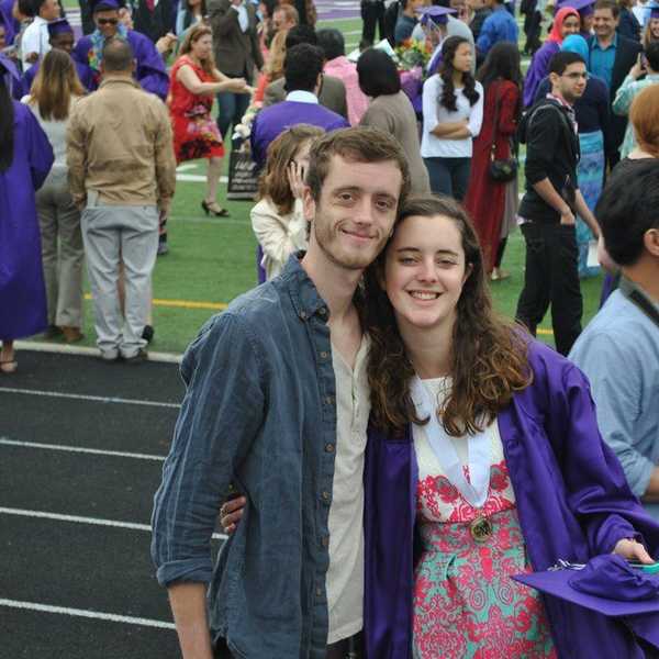 Signs You And Your Sibling Are Complete Opposites