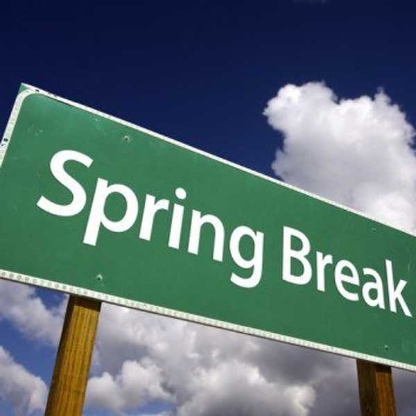 10 Things Everyone Does Over Spring Break