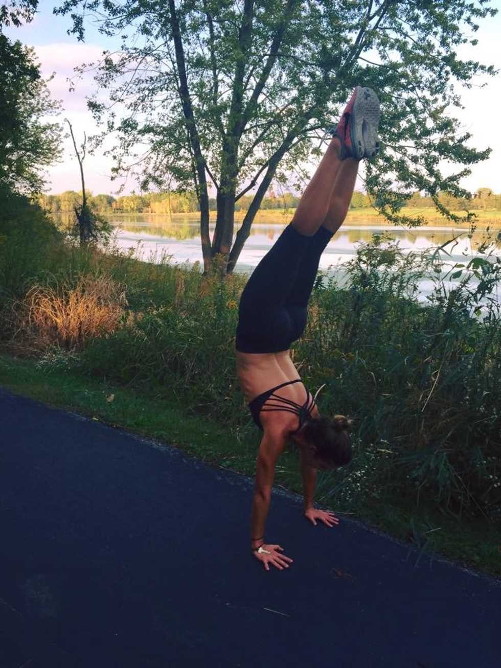 11 Ways To Maintain A Happy & Healthy Life In College