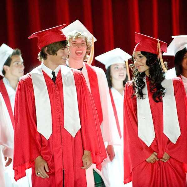 5 Struggles Of Dating Someone From A Different College